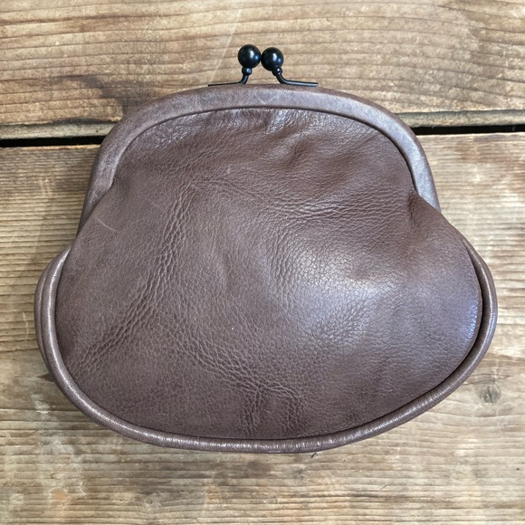 Ava - Plum Truffle | Aunts and Uncles - Small Wallet - Picture 4 of 5